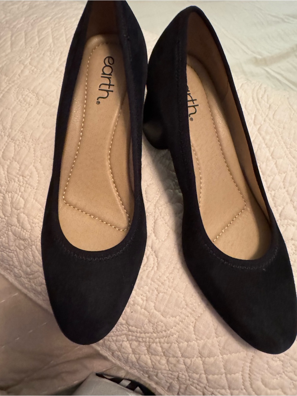 earth Black Suede Low Heel Pumps - Women (cushioned)
